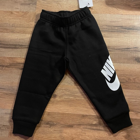 NWT Nike Toddler Sweatpants - Picture 1 of 4